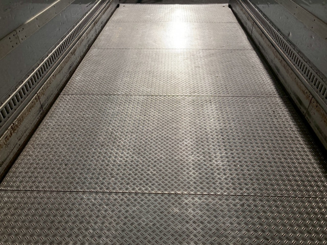 日野 レンジャー 中型 冷蔵冷凍バン TKG-FC7JKAA(97878) 18枚目