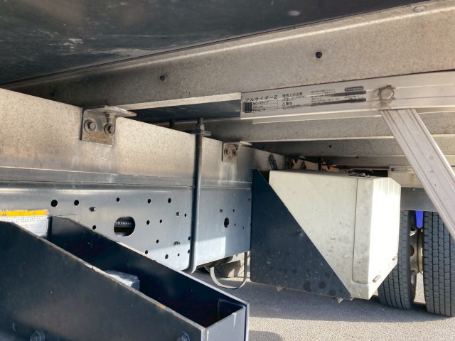 日野 レンジャー 中型 冷蔵冷凍バン TKG-FC7JKAA(97878) 24枚目