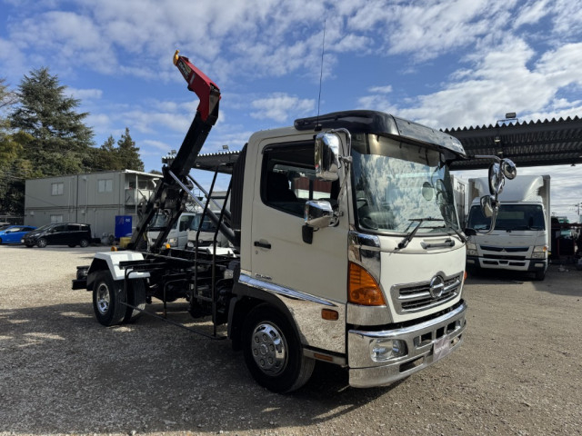 日野 レンジャー 中型 コンテナ専用車 TKG-FC9JEAA(97882) 2枚目
