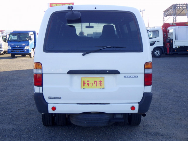 トヨタ トヨエース 小型 バン TKG-XZC605V(97885) 6枚目