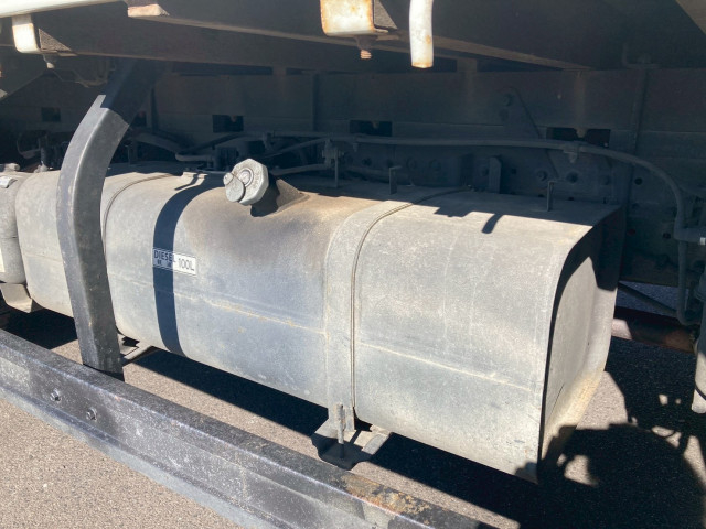 三菱ふそう キャンター 小型 平ボディ（クレーン付） TKG-FEB90(97888) 29枚目