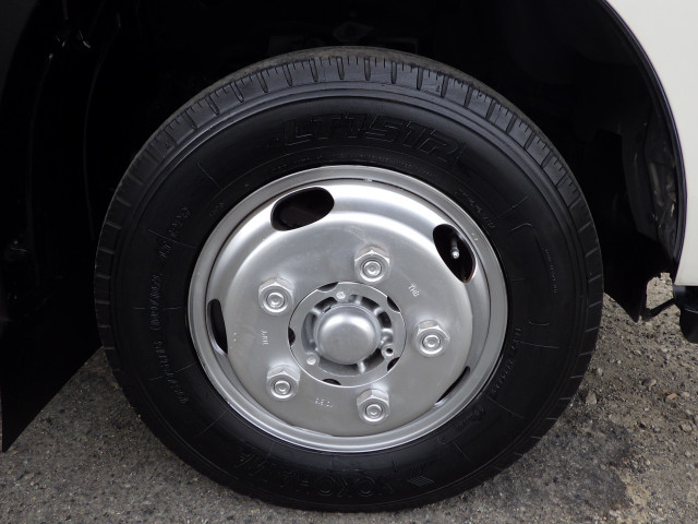 トヨタ ダイナ 小型 バン TKG-XZC605(97890) 29枚目