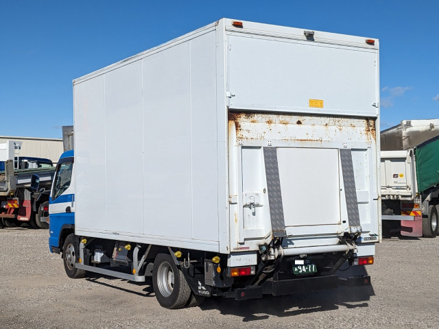 三菱ふそう キャンター 小型 バン TKG-FEB50(97891) 4枚目