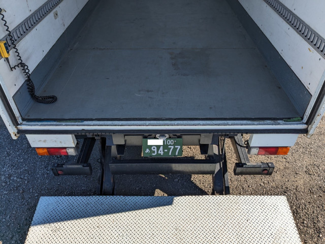 三菱ふそう キャンター 小型 バン TKG-FEB50(97891) 12枚目