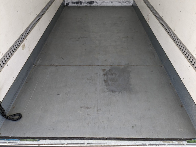 三菱ふそう キャンター 小型 バン TKG-FEB50(97891) 14枚目