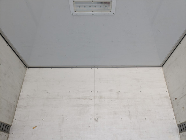 三菱ふそう キャンター 小型 バン TKG-FEB50(97891) 17枚目