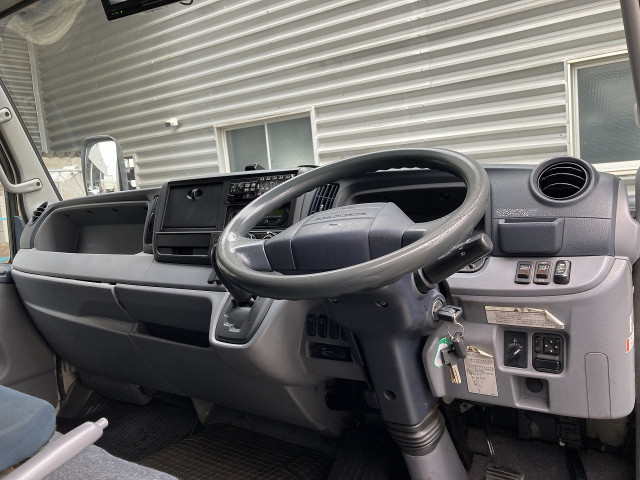 三菱ふそう キャンター 小型 バン TKG-FEB50(97895) 15枚目