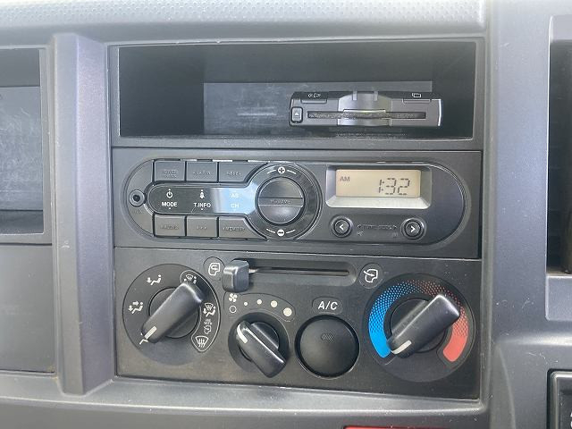 いすゞ エルフ 小型 平ボディ TRG-NJR85A(97897) 30枚目