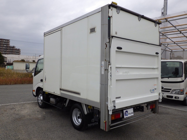 トヨタ ダイナ 小型 バン TKG-XZU605(97899) 2枚目