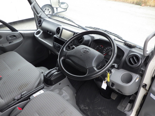 トヨタ ダイナ 小型 バン TKG-XZU605(97899) 6枚目