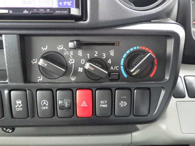 トヨタ ダイナ 小型 バン TKG-XZU605(97899) 11枚目