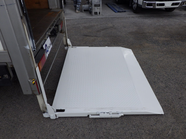 トヨタ ダイナ 小型 バン TKG-XZU605(97899) 27枚目