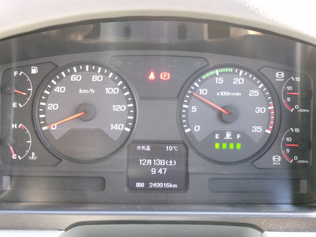 三菱ふそう ファイター 増トン 平ボディ（クレーン付） TKG-FK62FY(97900) 12枚目