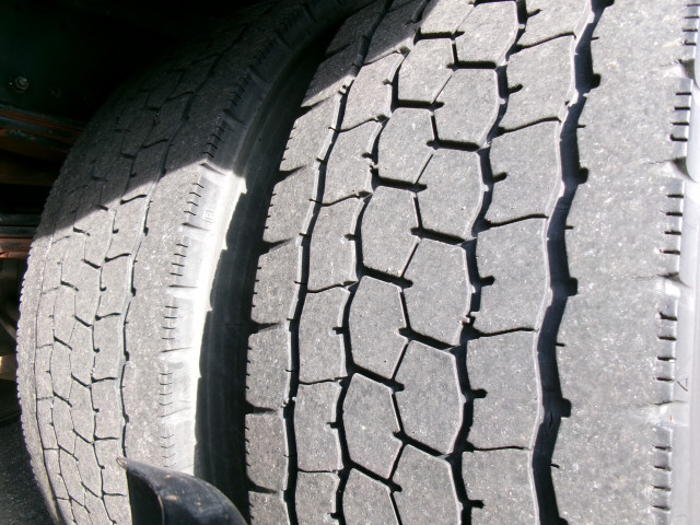 三菱ふそう ファイター 増トン 平ボディ（クレーン付） TKG-FK62FY(97900) 42枚目