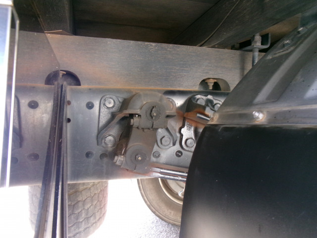 三菱ふそう ファイター 増トン 平ボディ（クレーン付） TKG-FK62FY(97900) 45枚目