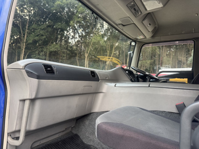 三菱ふそう スーパーグレート 大型 コンテナ専用車 QPG-FV60VY(97902) 32枚目