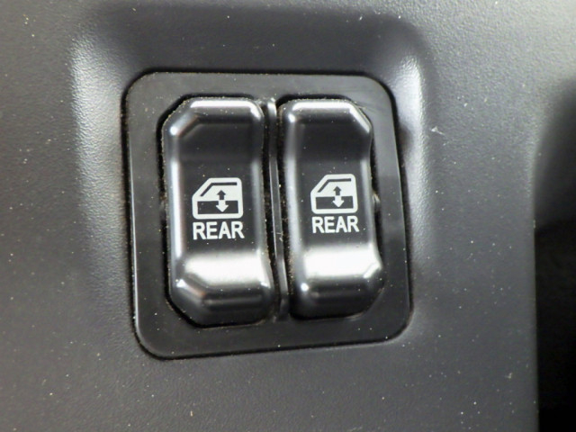 いすゞ エルフ 小型 Wキャブ TPG-NMS85AN(97903) 27枚目