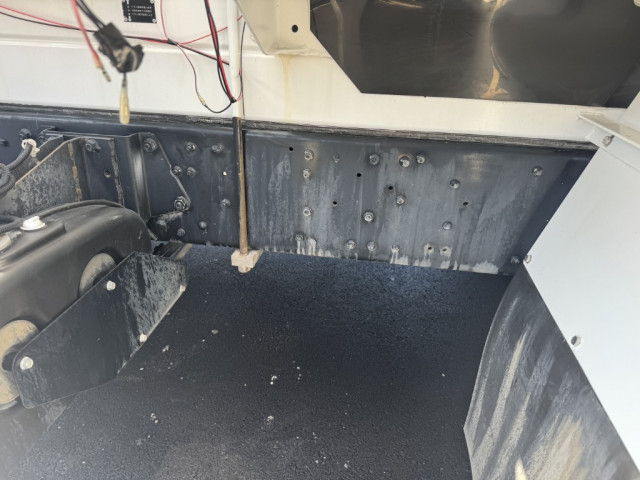 三菱ふそう ファイター 増トン ミキサー車 QDG-FQ62F(97904) 20枚目