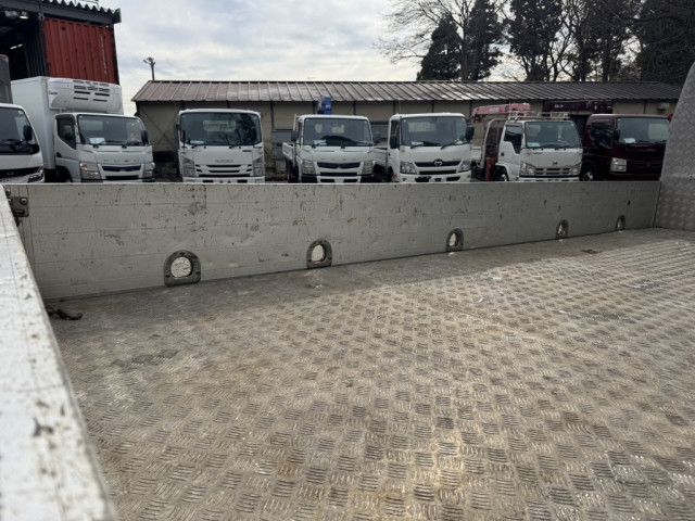 いすゞ エルフ 小型 平ボディ TRG-NLR85AR(97905) 9枚目