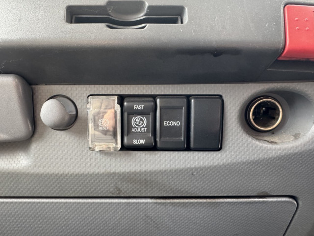 いすゞ エルフ 小型 平ボディ TRG-NLR85AR(97905) 23枚目