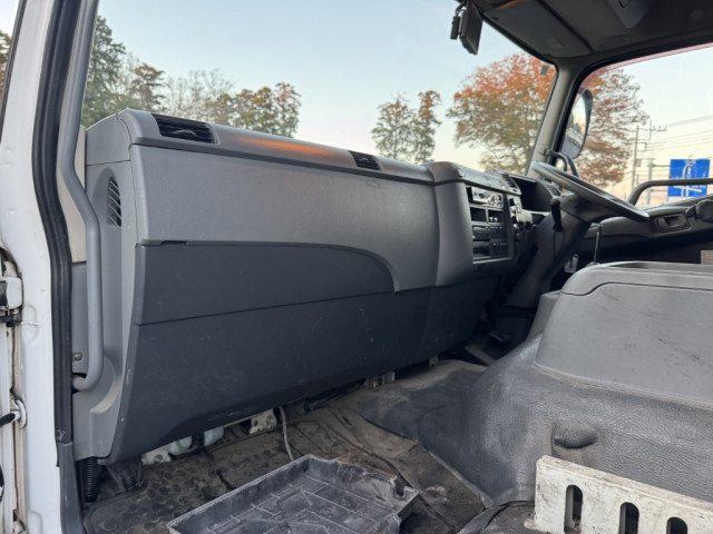 三菱ふそう ファイター 増トン ミキサー車 QDG-FQ62F(97904) 37枚目