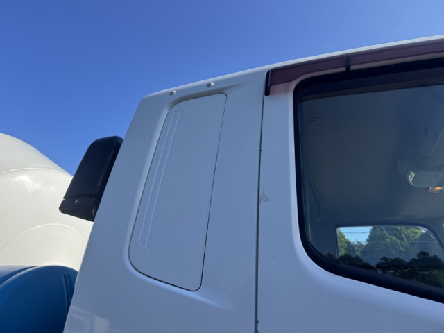 三菱ふそう ファイター 増トン ミキサー車 QDG-FQ62F(97904) 50枚目