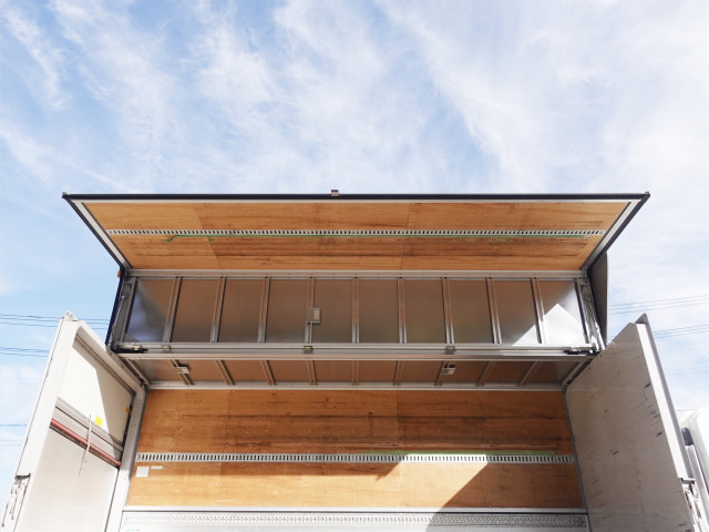 いすゞ フォワード 中型 ウィング TKG-FRR90S2(97907) 16枚目