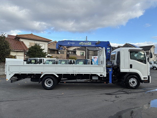 いすゞ フォワード 中型 平ボディ（クレーン付） TKG-FRR90S2(97911) 5枚目