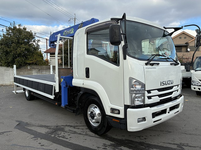 いすゞ フォワード 中型 平ボディ（クレーン付） TKG-FRR90S2(97911) 10枚目