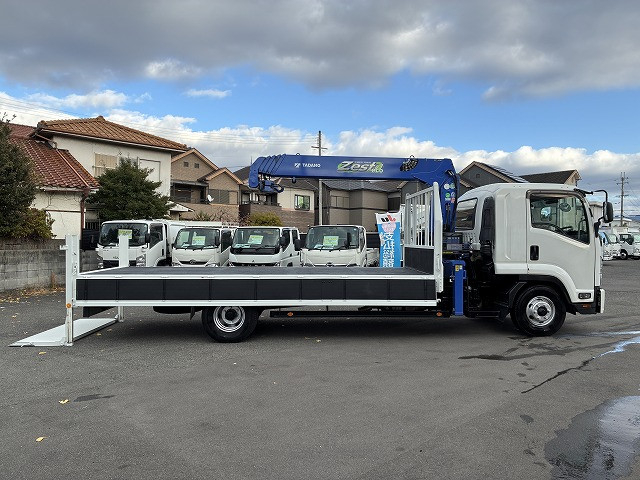 いすゞ フォワード 中型 平ボディ（クレーン付） TKG-FRR90S2(97911) 12枚目