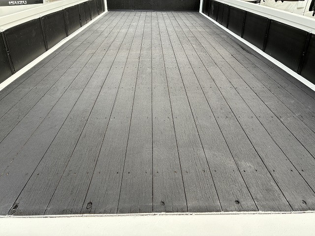 いすゞ フォワード 中型 平ボディ（クレーン付） TKG-FRR90S2(97911) 13枚目