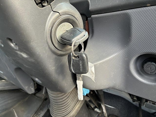 いすゞ フォワード 中型 平ボディ（クレーン付） TKG-FRR90S2(97911) 36枚目