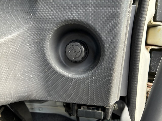 いすゞ フォワード 中型 平ボディ（クレーン付） TKG-FRR90S2(97911) 38枚目