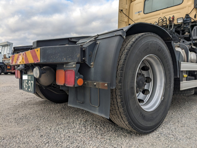 日野 プロフィア 大型 トラクタ QPG-SH1EDDG(97914) 7枚目