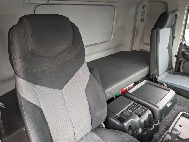 日野 プロフィア 大型 トラクタ QPG-SH1EDDG(97914) 32枚目