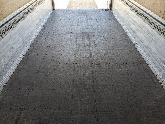 いすゞ フォワード 中型 ウィング TKG-FRR90S2(97915) 20枚目