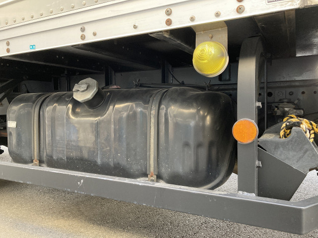 マツダ タイタン 小型 バン TRG-LKR85N(97924) 10枚目