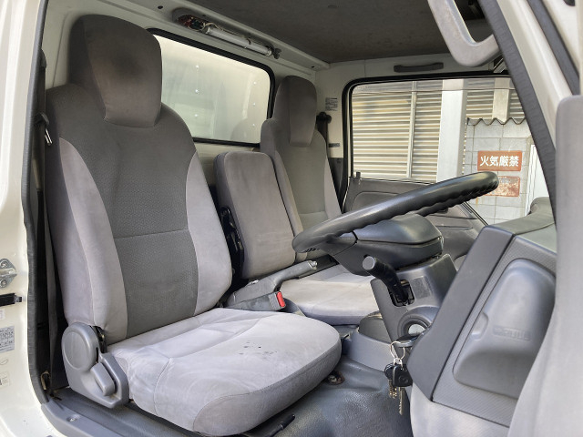 マツダ タイタン 小型 バン TRG-LKR85N(97924) 14枚目