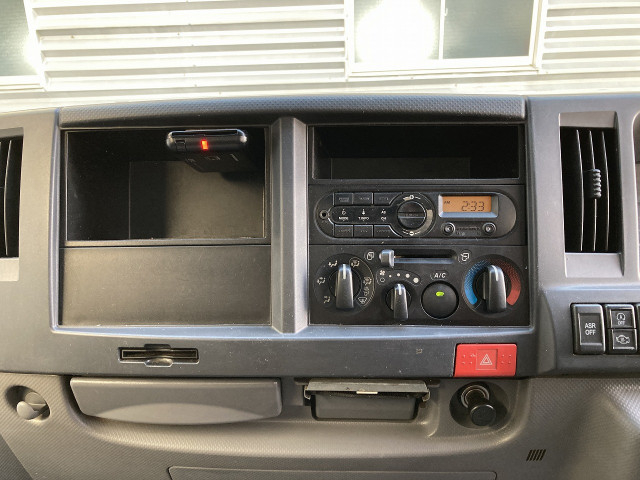 マツダ タイタン 小型 バン TRG-LKR85N(97924) 16枚目