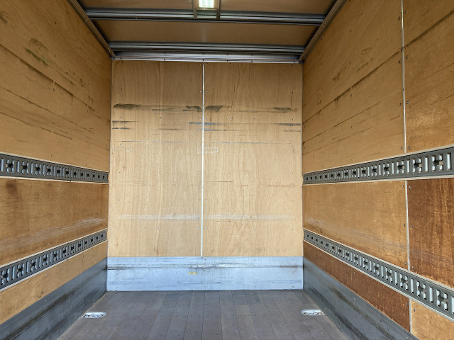 マツダ タイタン 小型 バン TRG-LKR85N(97924) 27枚目