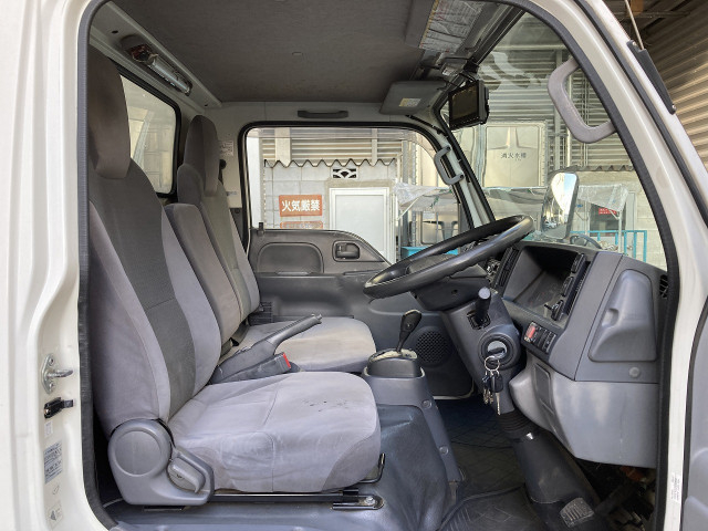 マツダ タイタン 小型 バン TRG-LKR85N(97924) 38枚目