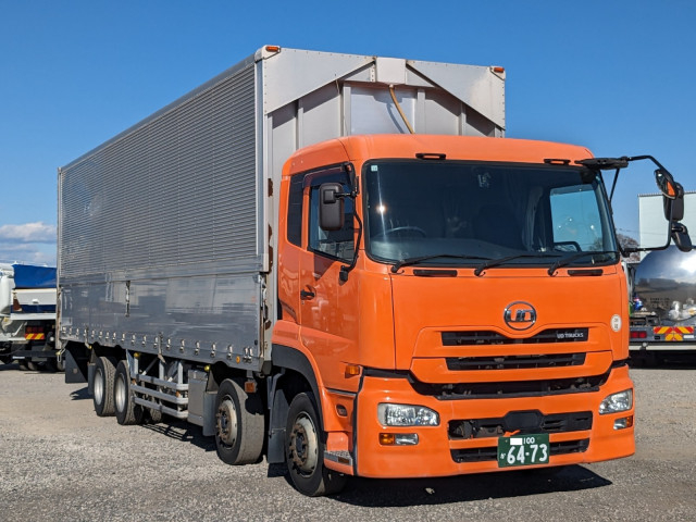 UDトラックス（日産） クオン 大型 ウィング QKG-CG5ZA(97928) 2枚目