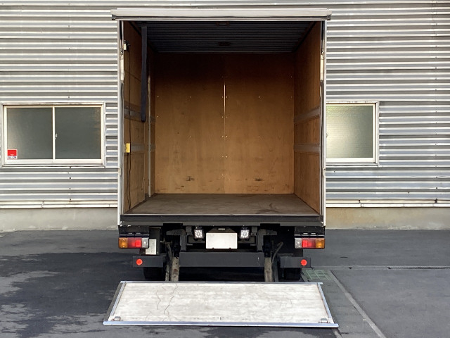 日野 デュトロ 小型 バン TKG-XZU710M(97930) 5枚目