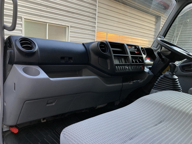 日野 デュトロ 小型 バン TKG-XZU710M(97930) 19枚目