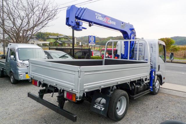 いすゞ エルフ 小型 平ボディ（クレーン付） TKG-NMR85N(97931) 6枚目