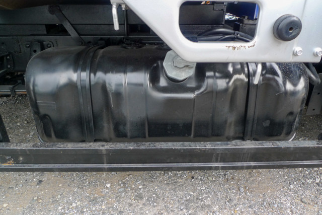 いすゞ エルフ 小型 平ボディ（クレーン付） TKG-NMR85N(97931) 26枚目