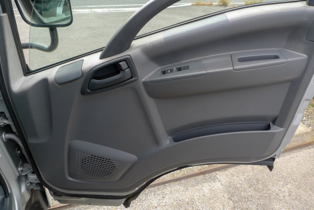 いすゞ エルフ 小型 平ボディ（クレーン付） TKG-NMR85N(97931) 29枚目