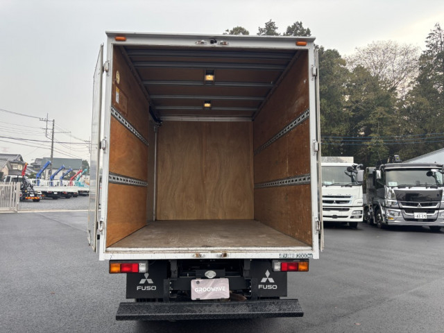 三菱ふそう キャンター 小型 バン TKG-FEA50(97933) 10枚目