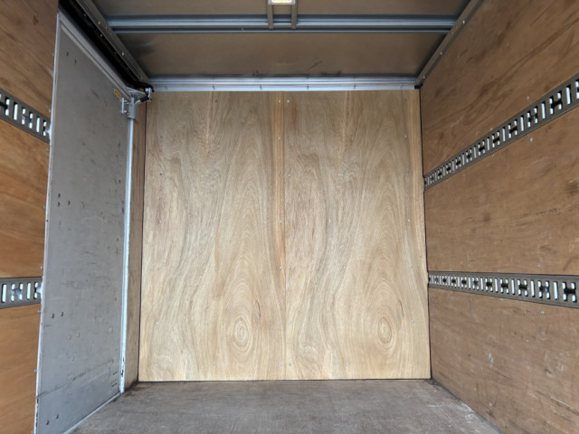 三菱ふそう キャンター 小型 バン TKG-FEA50(97933) 15枚目