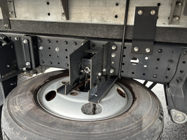 三菱ふそう キャンター 小型 バン TKG-FEA50(97933) 22枚目